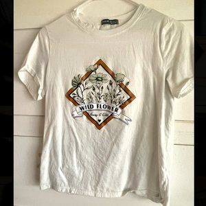 Wildflower graphic tee